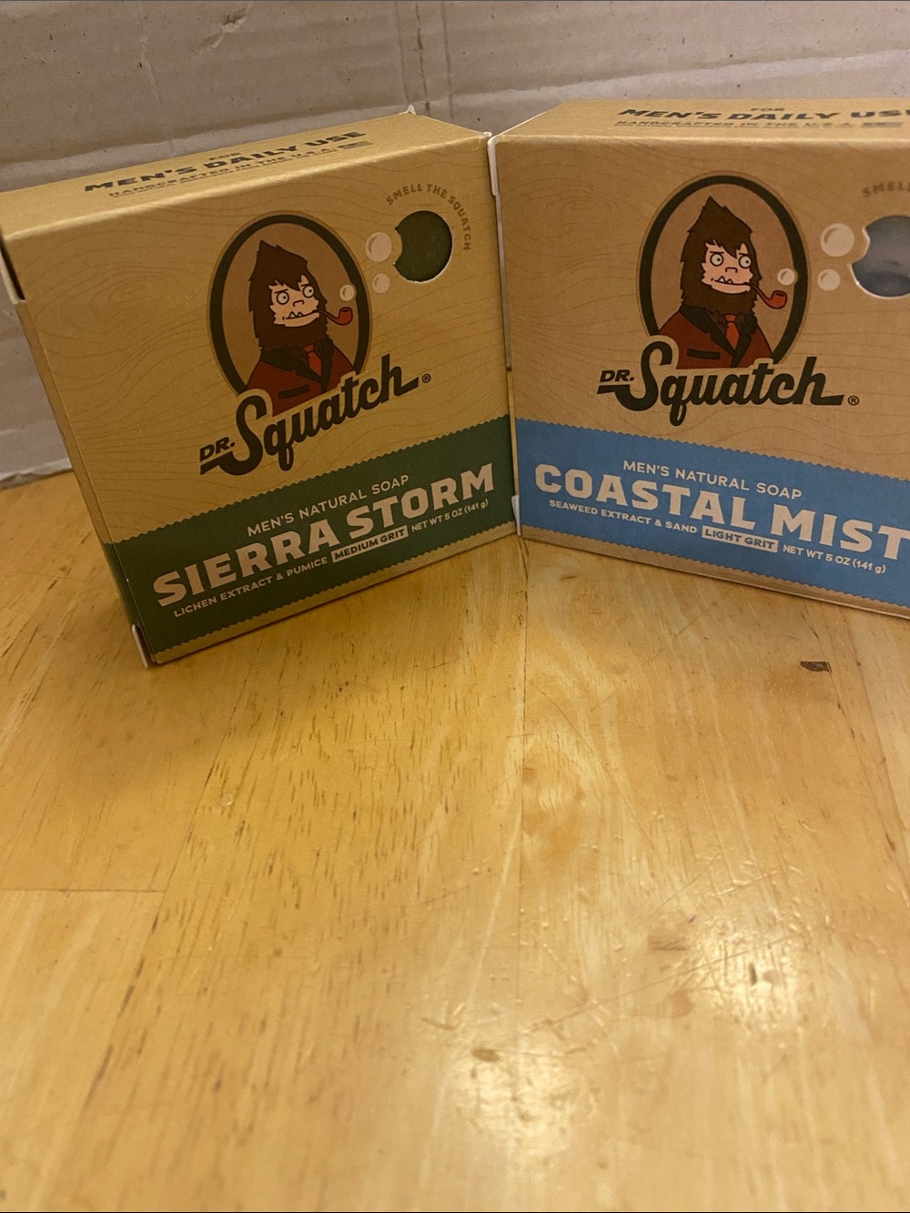 Dr. Squatch set of 2 men’s natural soap Sierra Storm & Coastal Mist 5 oz ea NWT